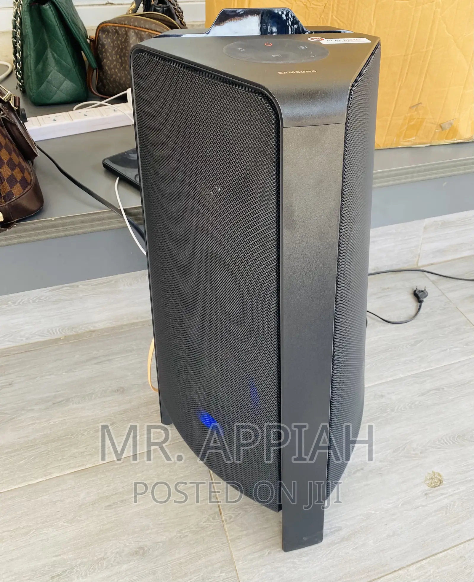 Well Designed Samsung MX-T70 Bluetooth Speaker(Black).
