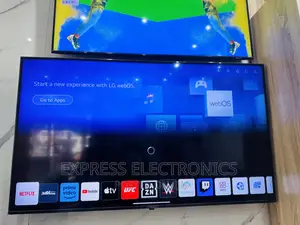 Shape Smart Glossy UHD Lg 55”UR730