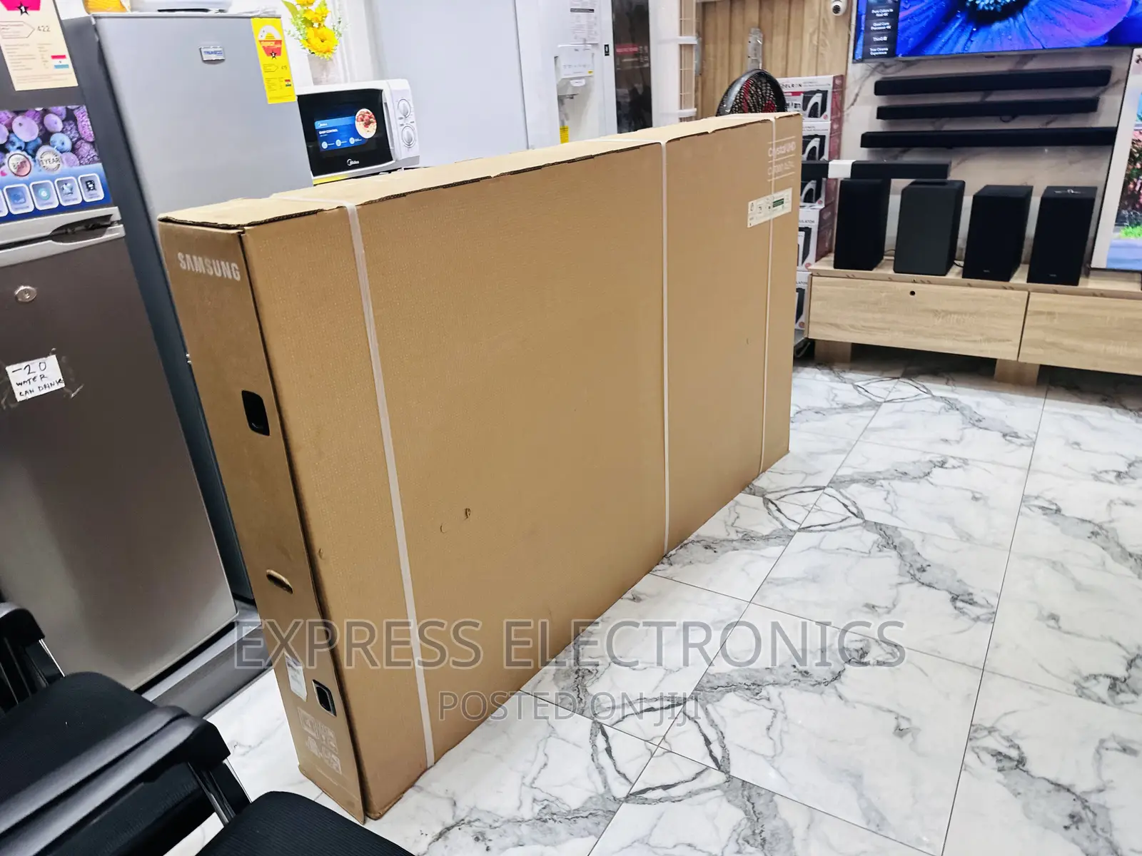 Vivid Pictures UHD Smart Samsung 75”Cu7000 Tv 