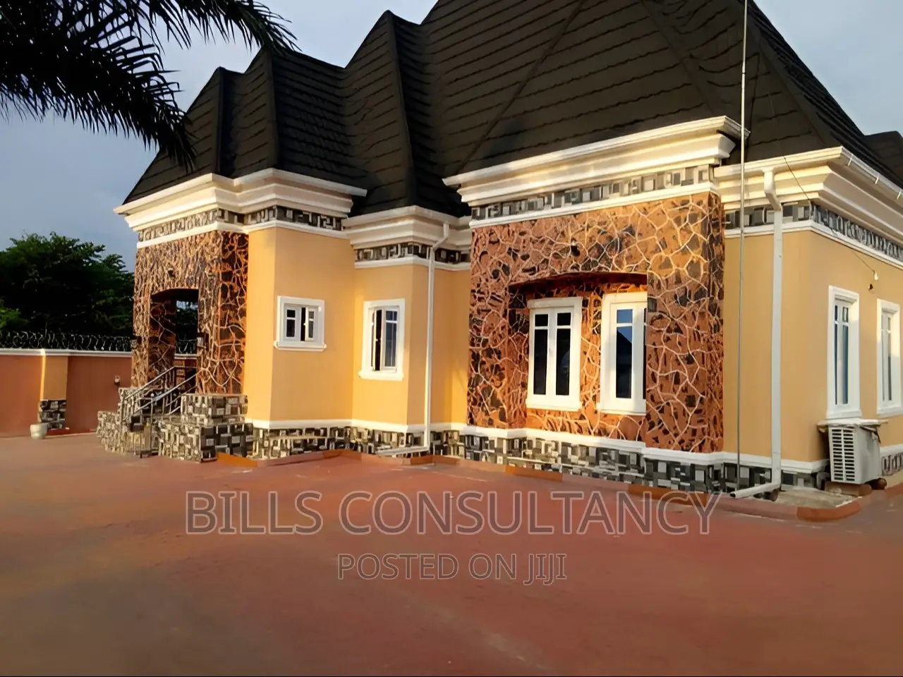 Commercial, Domestic And Industrial Painter