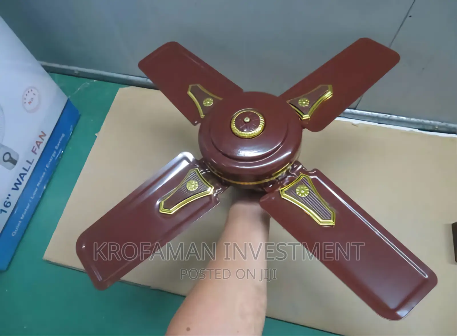 Novo Short Blade Ceiling Fan - 24"