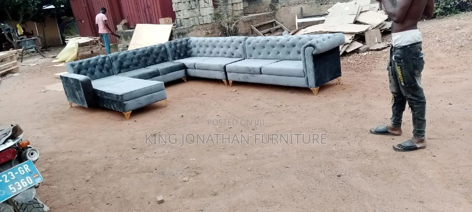 Classic Sofa Set