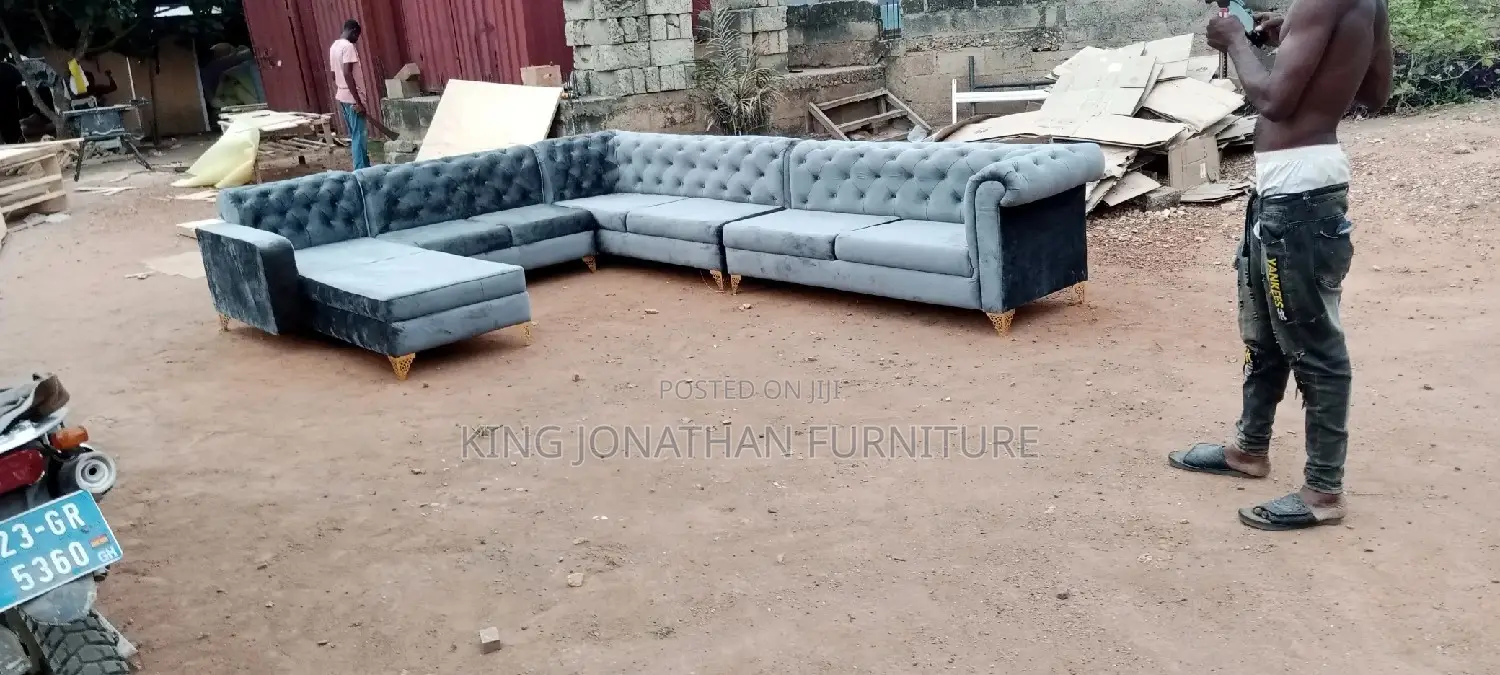 Classic Sofa Set
