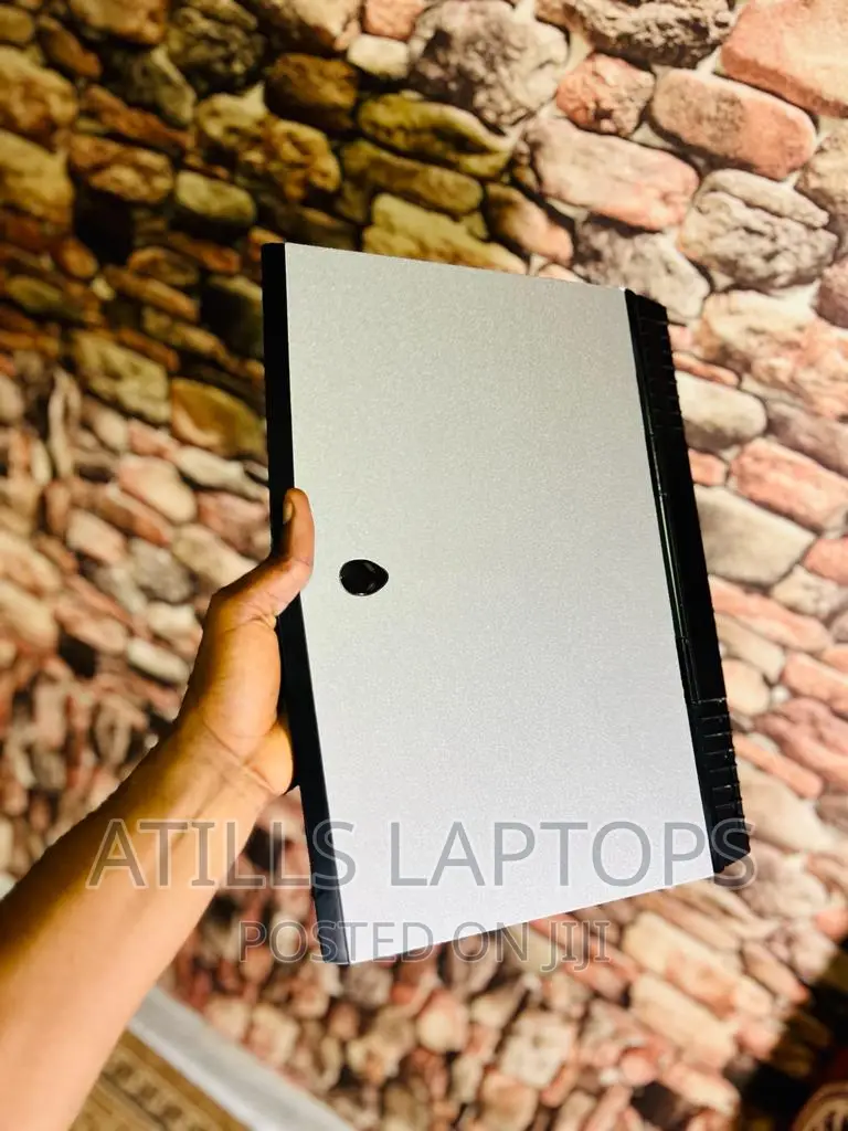 Laptop Dell Alienware 15 R3 16GB Intel Core I7 SSD 1T