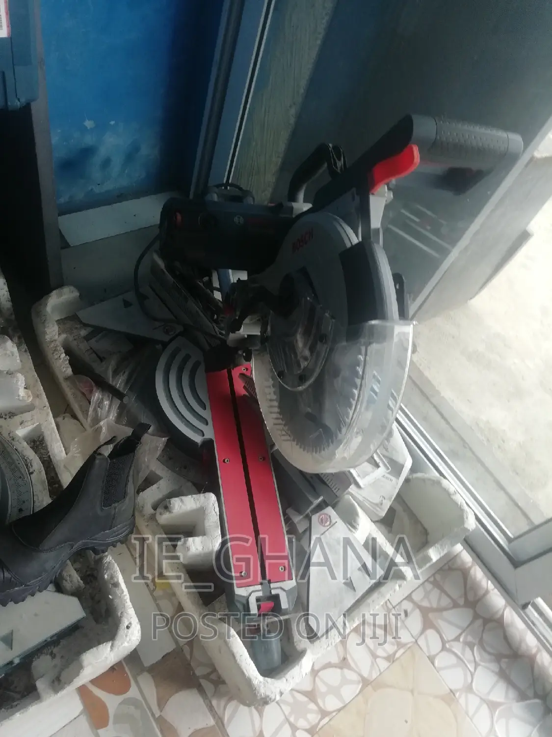 GCM 12 SDE Bosch Professional Mitre Saw