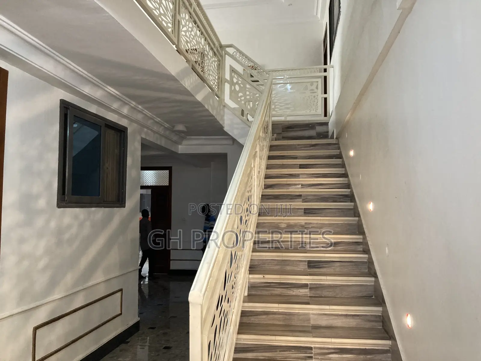 5bdrm Apartment in Paraku., Kumasi Metropolitan for sale