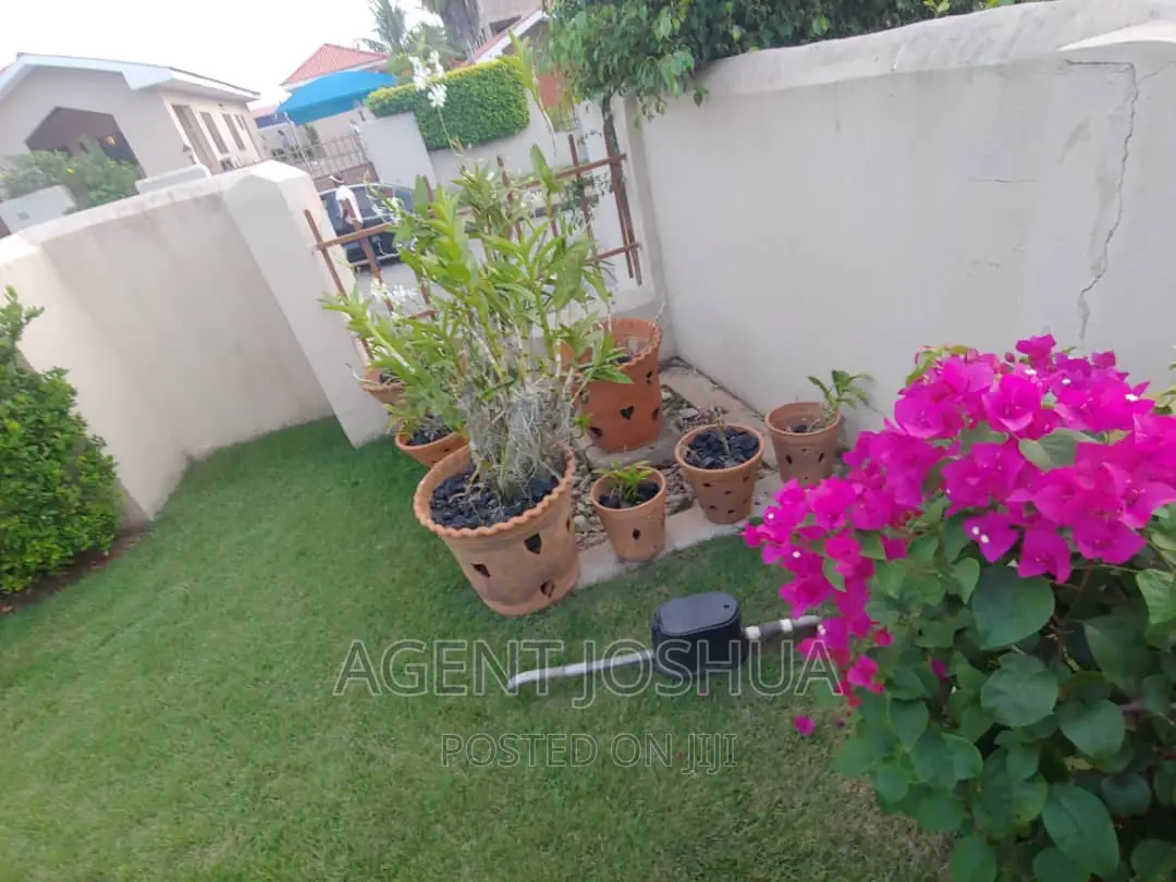 3bdrm House in Regimanuel Estate, Spintex for rent