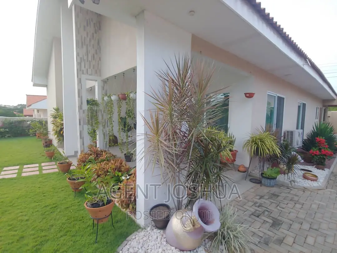 3bdrm House in Regimanuel Estate, Spintex for rent