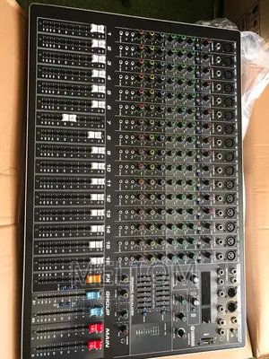Yamaha Smx1600 16channels Professional Mixer