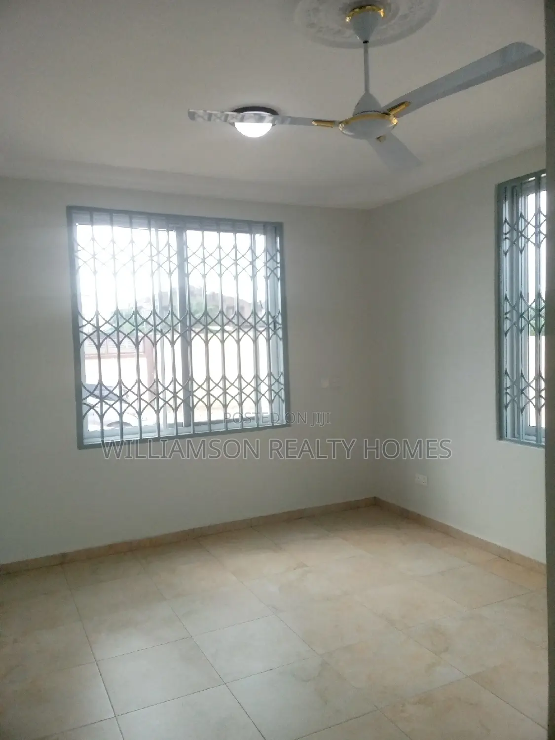 2bdrm Apartment in Community 18, Spintex for rent
