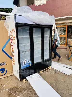 Awesome  Sleek Display Fridge Pearl PVC-150