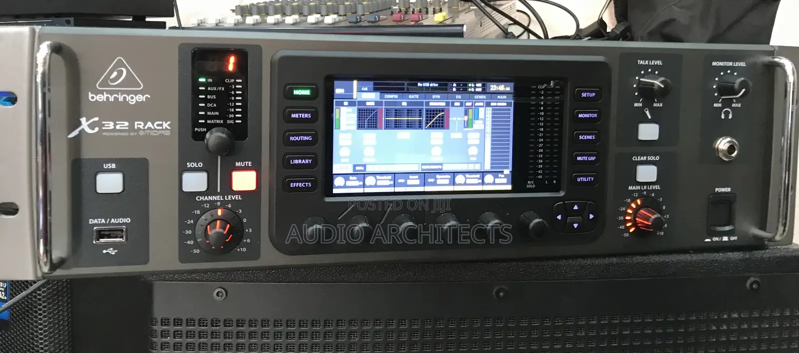 Behringer X 32 Rack