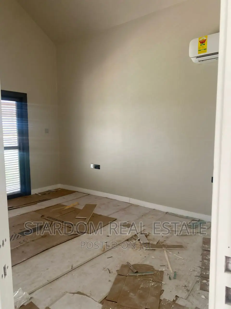 2bdrm Townhouse / Terrace in Tseaddo for rent