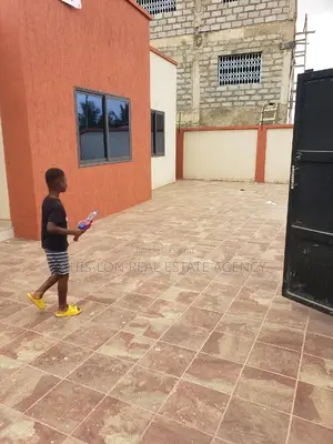 Furnished 3bdrm House in Kasoa Kuwait for sale