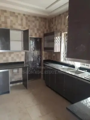 Furnished 3bdrm House in Kasoa Kuwait for sale