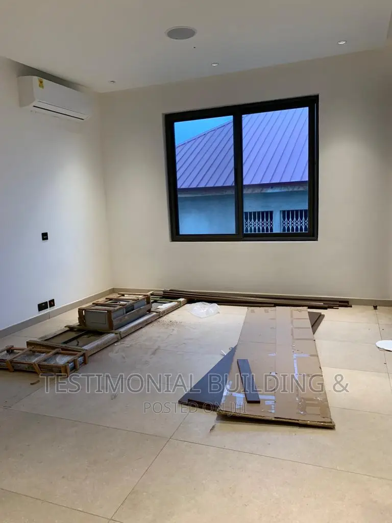 5bdrm House in Testimonial Building, East Legon for sale