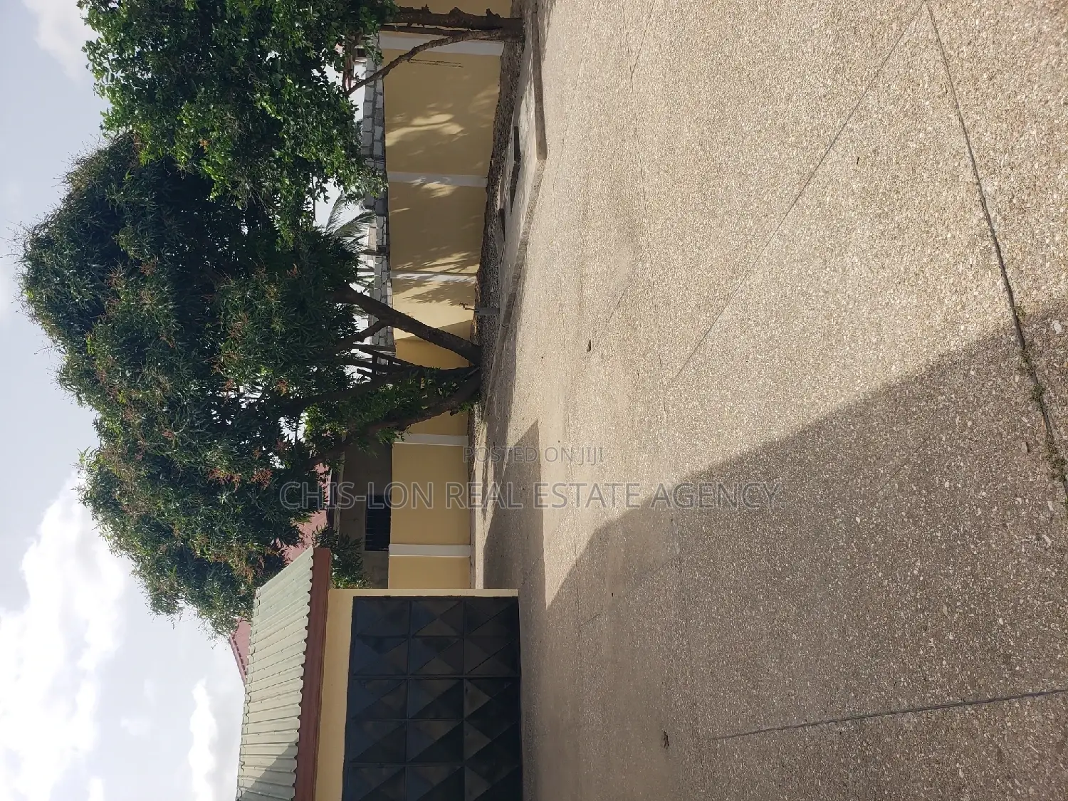 3bdrm House in Adam Nana, Kasoa for sale