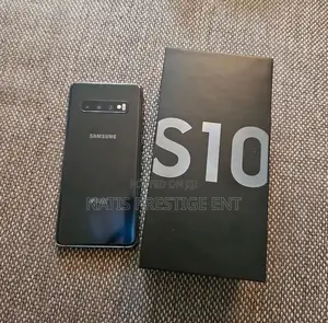 New Samsung Galaxy S10 128 GB Green