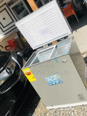 PCF-185 Chestfreezer Singledoor 141 Liters Pearl Glass Lid