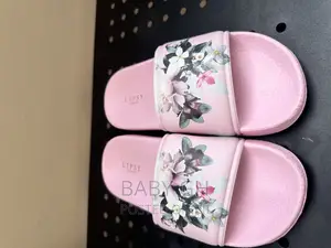 Light Pink Flower Girls Sliders