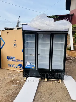 Original New Pearl PVC-150 950L Display Fridge 3doors
