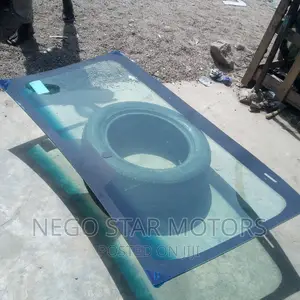 Dodge Journey 2009 Front Windscreen