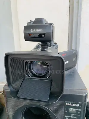 Take All Your Videos With This Canon Xa55 Uhd Camera