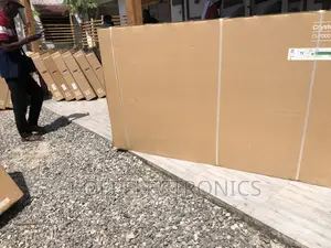 DVB-T2 Smart Tv Samsung LED 85CU7172