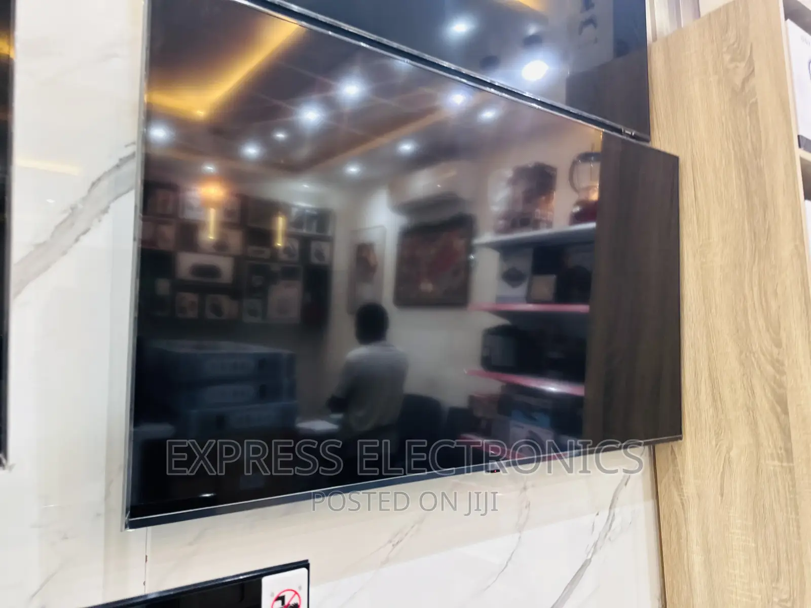Smart Ai  Lg UHD Smart 65”UR730