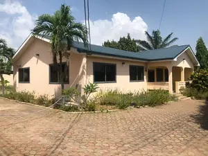 4bdrm Maisonette in Achimota for rent
