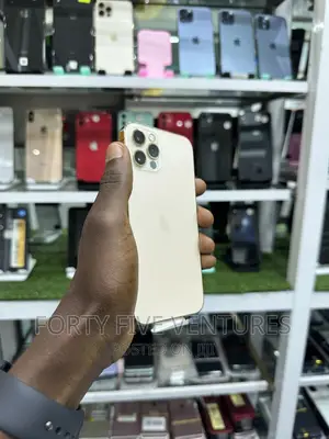 New Apple iPhone 12 Pro 128 GB Gold