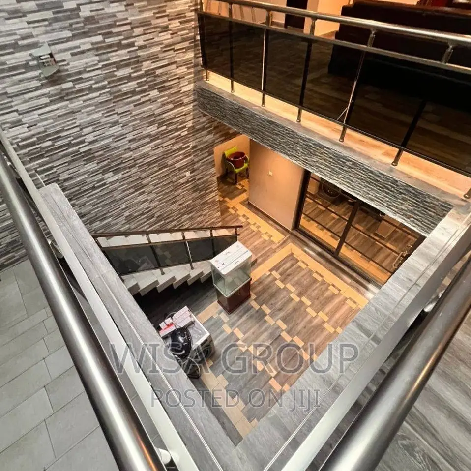 6bdrm Mansion in Wisa Groups, Accra Metropolitan for sale