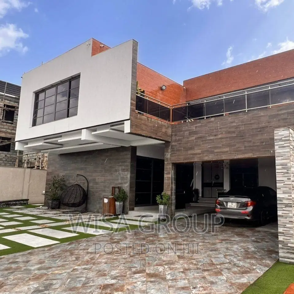 6bdrm Mansion in Wisa Groups, Accra Metropolitan for sale