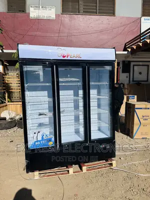 Fresh Delight Display Fridge Pearl PVC-150