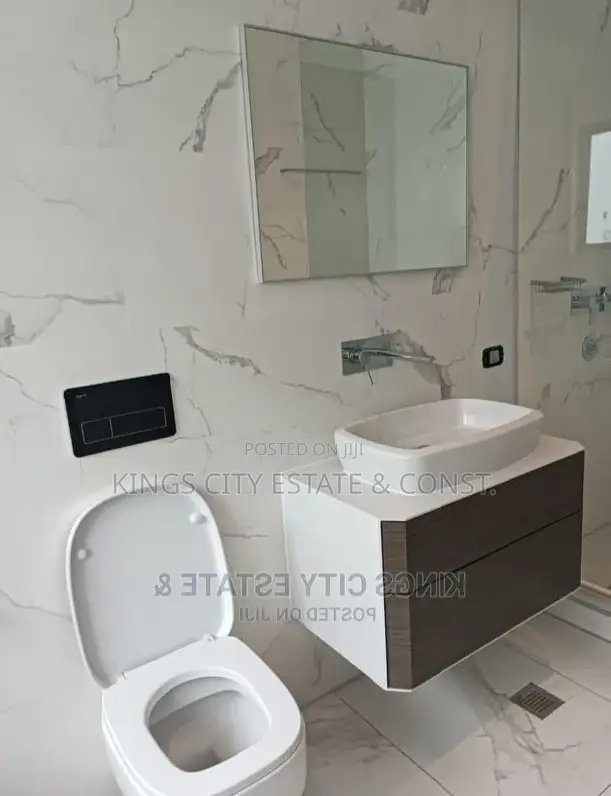 3bdrm House in Canada-Estate, Pokuase for sale