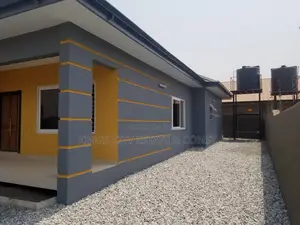 3bdrm House in Canada-Estate, Pokuase for sale