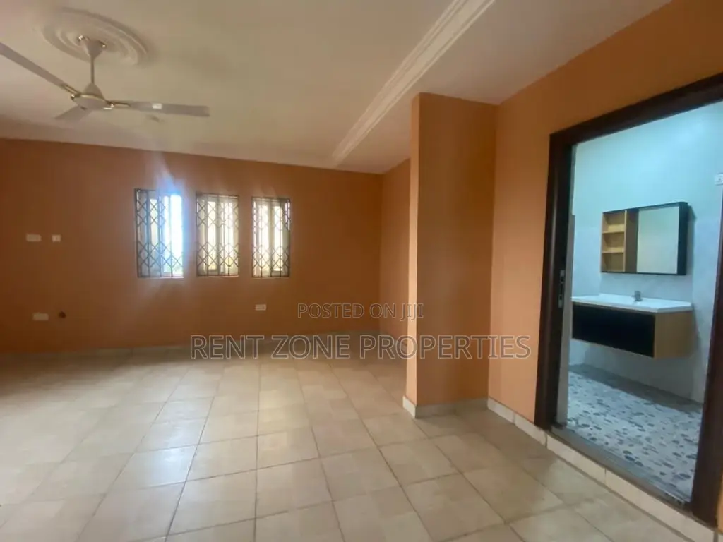 3bdrm Apartment in Ofankor for rent