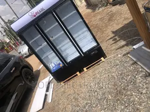 Pearl 950 Liters 3 Doors Display Fridge / Beverage Cooler