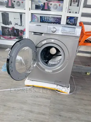 Fast Dewatering WM Samsung Frontload 7kg Full Auto