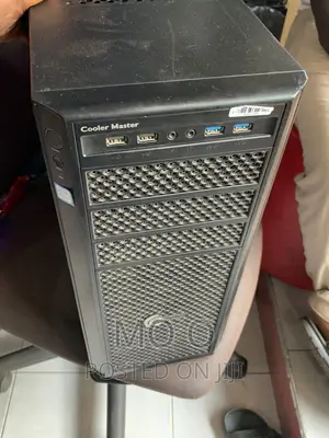 Desktop Computer Asus 16GB Intel Core I7 SSD 256GB
