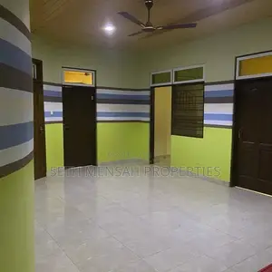 10bdrm Apartment in Skm Property, Adenta for sale