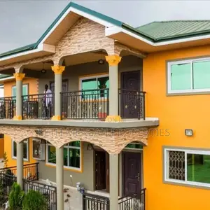 10bdrm Apartment in Skm Property, Adenta for sale