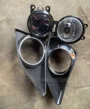 2009 2010 2011 Toyota Corolla Fog Light and Fog Light Covers