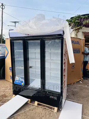 Special Offer on 3doors Display Fridge 950L PVC-150