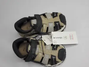 George Gap Sandals
