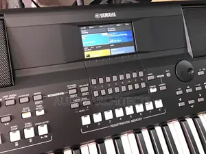 Yamaha PSR Sx600 Keyboard
