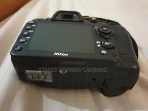 Nikon D7100 Digital Slr Camera