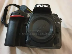 Nikon D7100 Digital Slr Camera