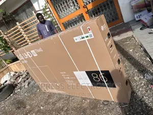 Slim UHD Smart Lg 86”UQ90.