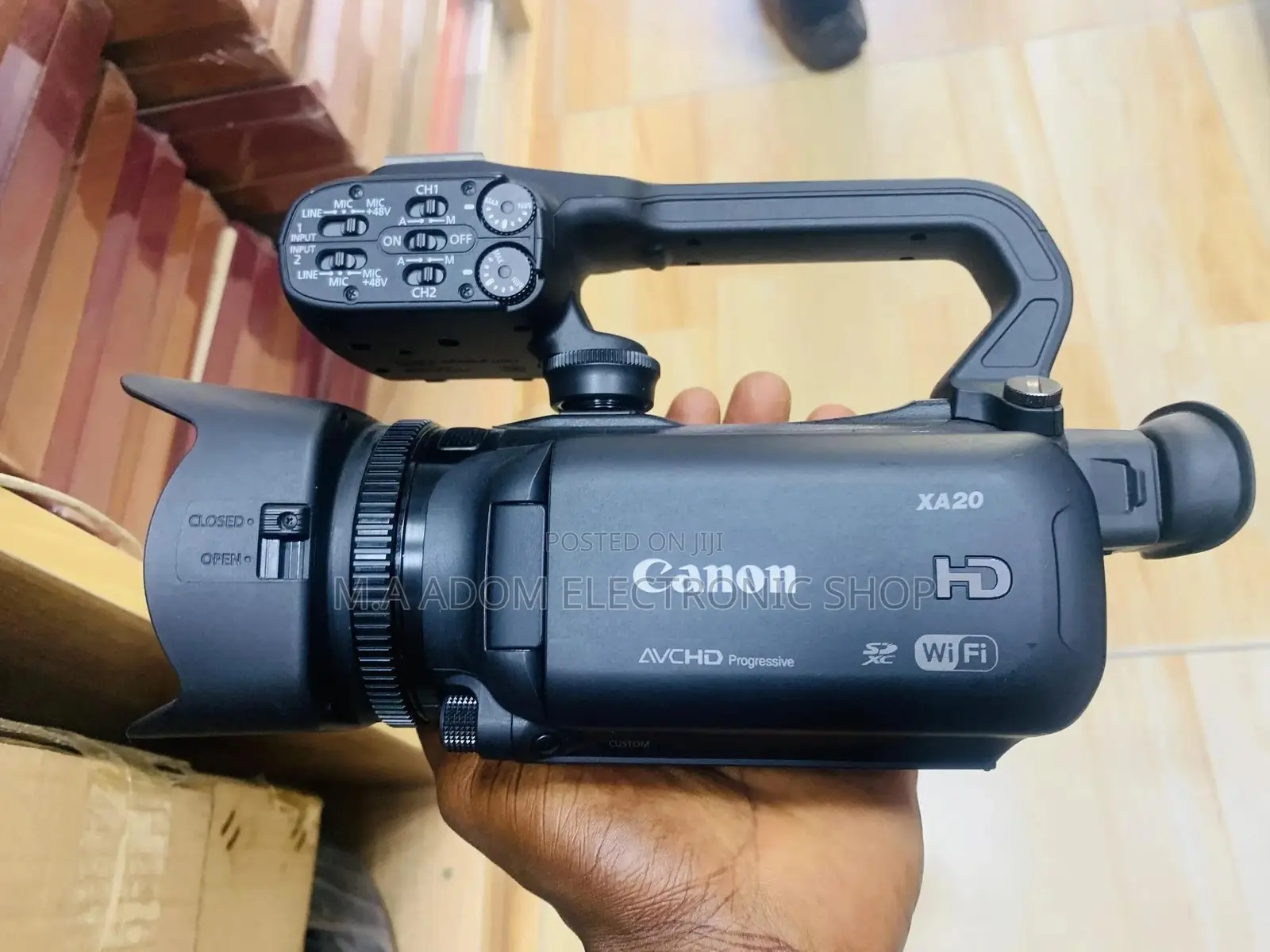 Canon Xa20 Professional Video Camera With Wi-Fi Inbuilt